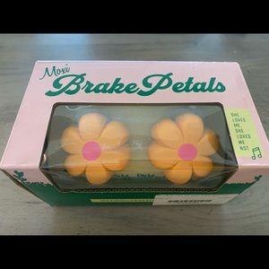 Moxi brake petals